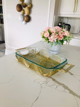 Load image into Gallery viewer, Rectangular Gold Handled Pyrex Holder
