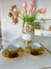 Load image into Gallery viewer, Tea cups- set of 2
